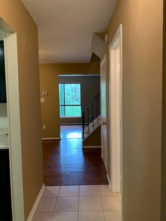 7829 Briardale Terrace in Rockville, MD - Building Photo - Building Photo