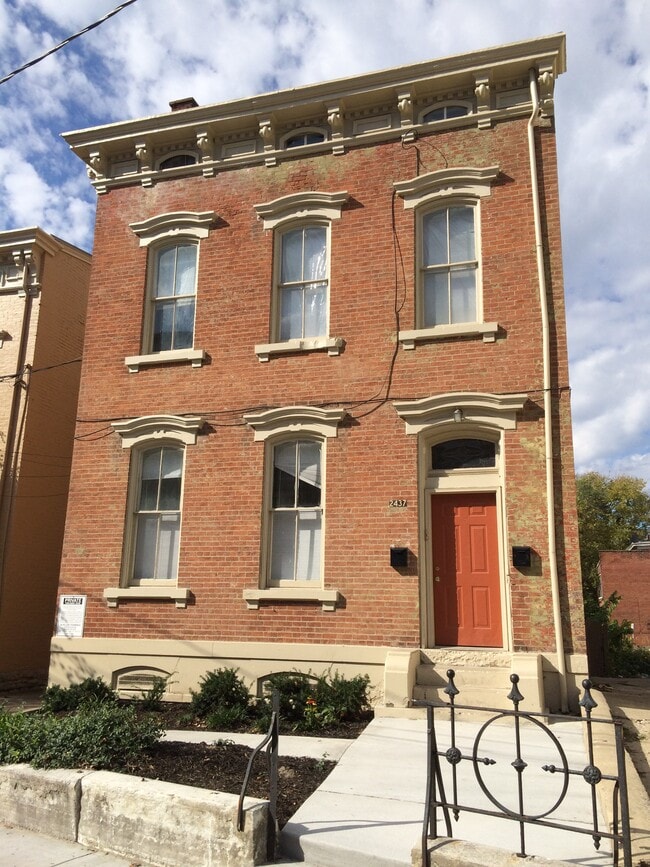 2437 Ohio Ave, Unit 2