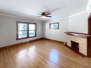 1307 Edanola Ave in Lakewood, OH - Foto de edificio - Building Photo