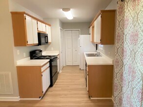 105 Terrywood Ct in Haw River, NC - Building Photo - Building Photo
