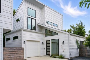 106 W Croslin St in Austin, TX - Building Photo