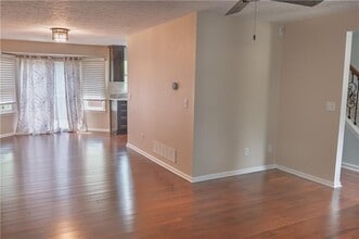 217 Wycliff Dr in Webster, NY - Building Photo - Building Photo