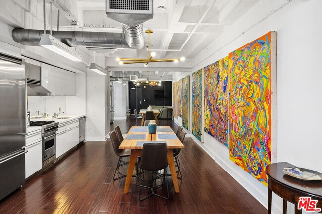 property at 6253 Hollywood Blvd