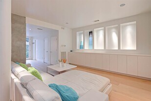 39 River Hollow Ln in Houston, TX - Building Photo