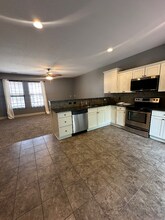 3600 SE Glenstone Dr in Grimes, IA - Building Photo - Building Photo