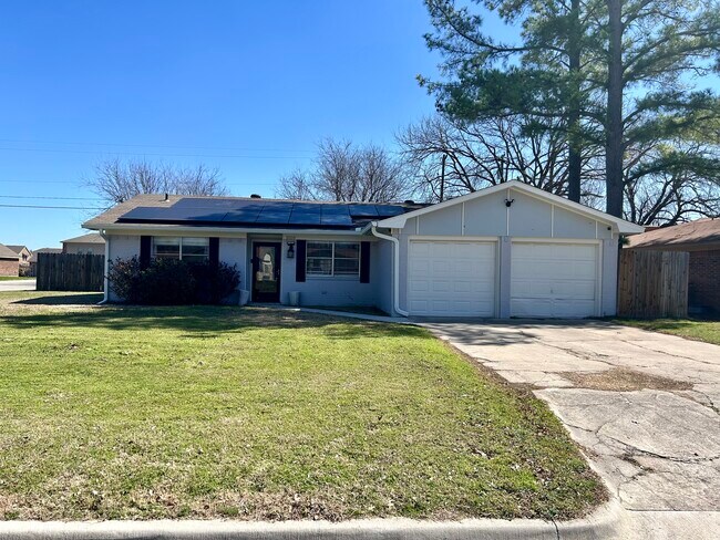 1010 Kent Dr in Gainesville, TX - Foto de edificio - Building Photo