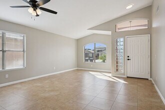 11430 E Prairie Ave in Mesa, AZ - Building Photo - Building Photo