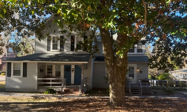 property at 310 N Bennett St