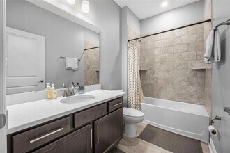 5 Wayside Pl in Palm Coast, FL - Building Photo - Building Photo