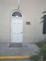 213 Bendel Rd in Lafayette, LA - Building Photo