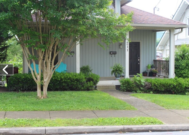 211 W Fairview Ave in Johnson City, TN - Building Photo