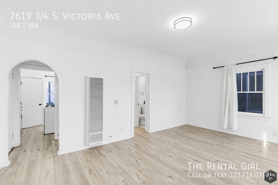 2619 3/4 S Victoria Ave in Los Angeles, CA - Building Photo