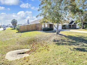763 Pearl Sand Dr in Mary Esther, FL - Building Photo - Building Photo