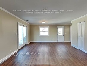 336 W Brookfield St in Lombard, IL - Building Photo - Building Photo