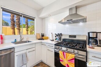 2267 N San Antonio Rd in Palm Springs, CA - Building Photo - Building Photo