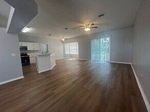 13 Seaman Trail E in Palm Coast, FL - Building Photo - Building Photo