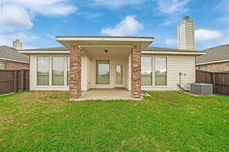 10869 Hawks Landing Rd in Haslet, TX - Building Photo - Building Photo