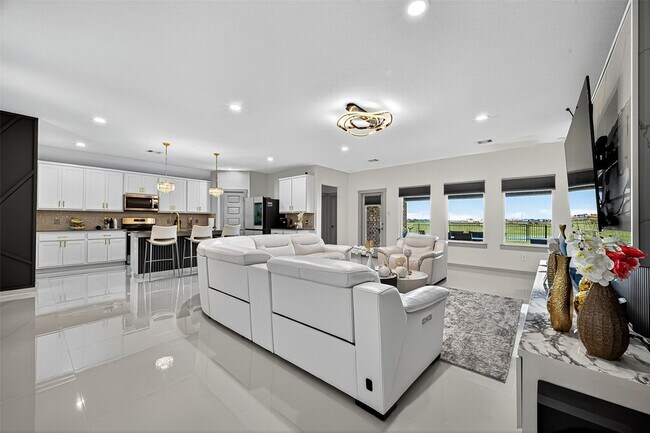 property at 31410 Hexan Hts Ln