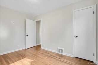 908 Bauman Ave in Royal Oak, MI - Building Photo - Building Photo