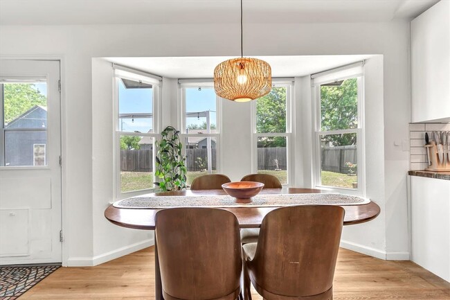 property at 206 Quail Cir