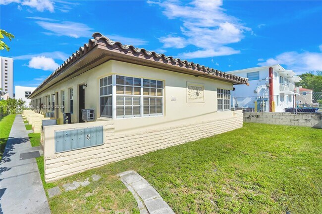 property at 1021 SW 3rd St