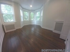 195 Park Dr in Boston, MA - Foto de edificio - Building Photo