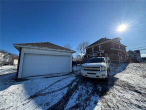 112 N Lehigh Ave in Wind Gap, PA - Building Photo - Building Photo