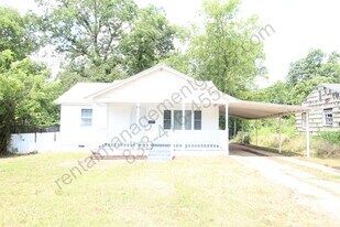 928 25th St SW in Birmingham, AL - Building Photo