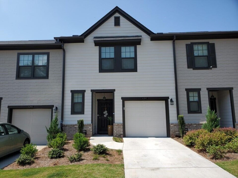 6341 Mountain Home Way in Mableton, GA - Building Photo