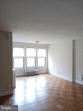 2500 Q St NW in Washington, DC - Building Photo - Building Photo