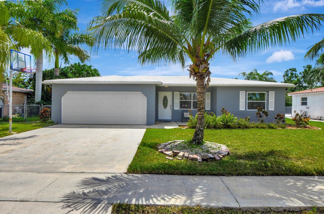 10920 Gable St in Boca Raton, FL - Building Photo