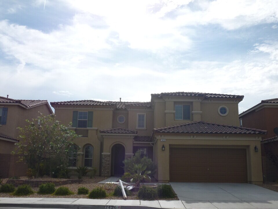 7426 Matilda St in Las Vegas, NV - Foto de edificio