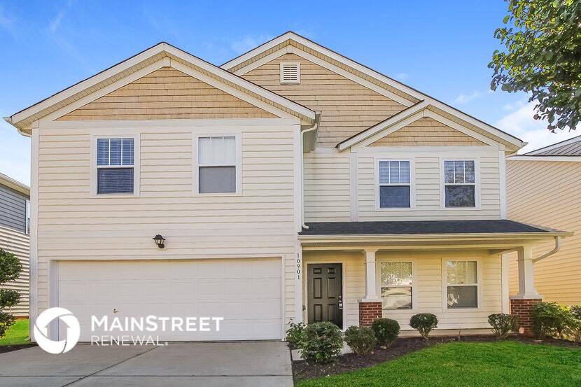 10901 Slalom Hill Rd in Charlotte, NC - Building Photo