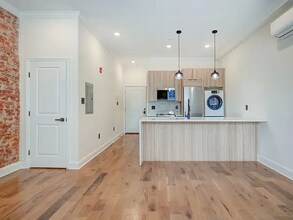 2841 W Diamond St in Philadelphia, PA - Building Photo - Building Photo