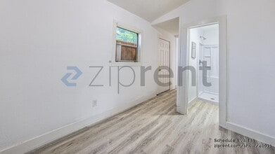 146 Fairview Ave in San Antonio, TX - Building Photo - Building Photo