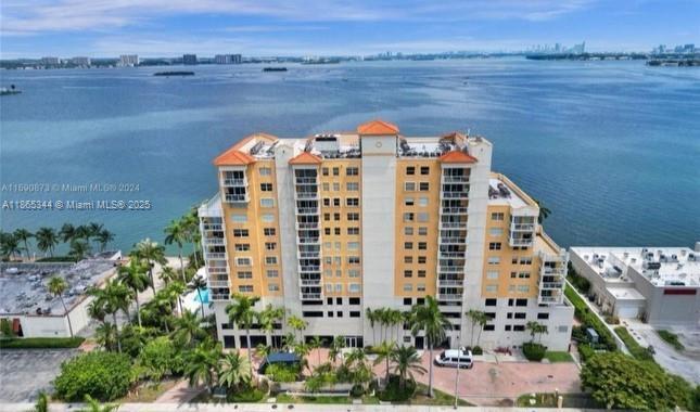 property at 1625 Kennedy Cswy