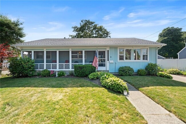 property at 9 Woodlund Ave