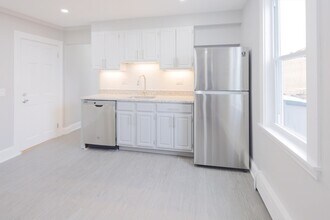 259 Calvary St in Waltham, MA - Building Photo - Building Photo
