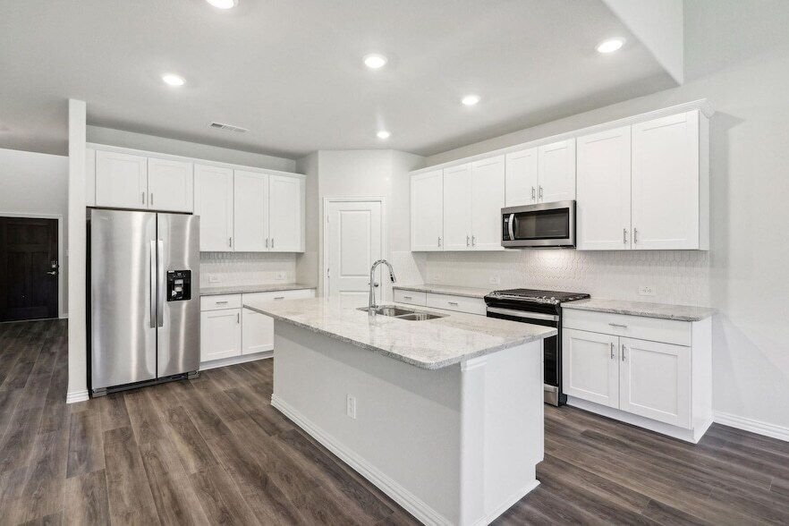 701 Easthill Dr in McKinney, TX - Building Photo