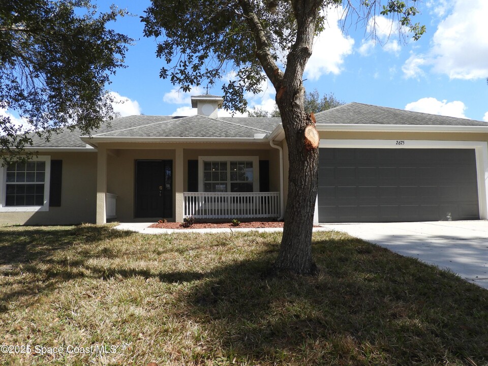 2675 Tennyson Ave SE in Palm Bay, FL - Building Photo