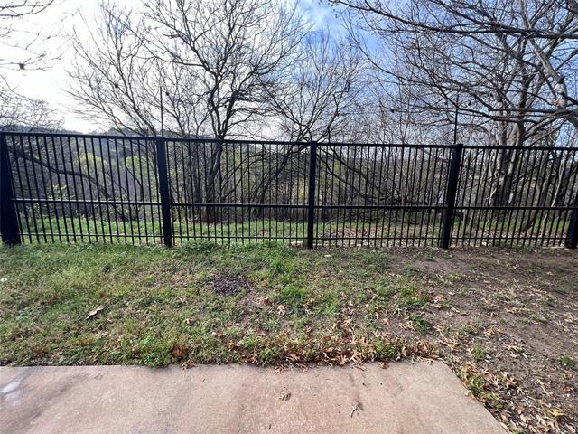 7960 Glenway Dr in Dallas, TX - Building Photo - Building Photo
