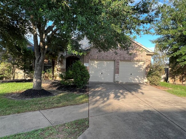 property at 5547 Linden Rose Ln