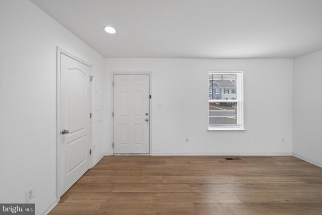 property at 18 Needle Ct