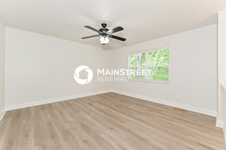 720 N Whispering Oak Cir in Powell, TN - Building Photo - Building Photo