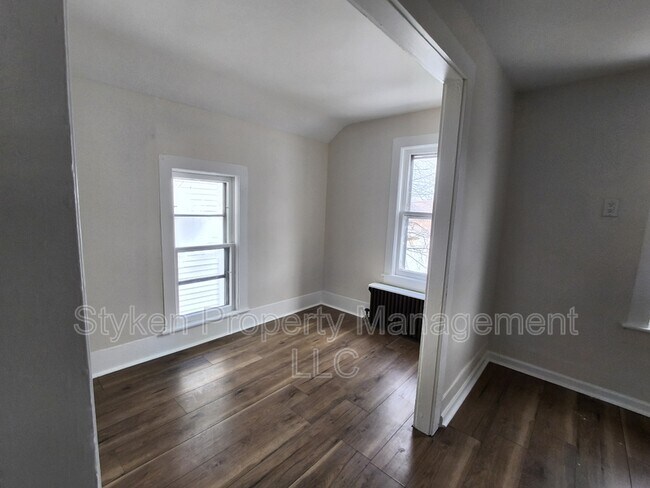 169 S 3rd Ave in Kankakee, IL - Foto de edificio - Building Photo