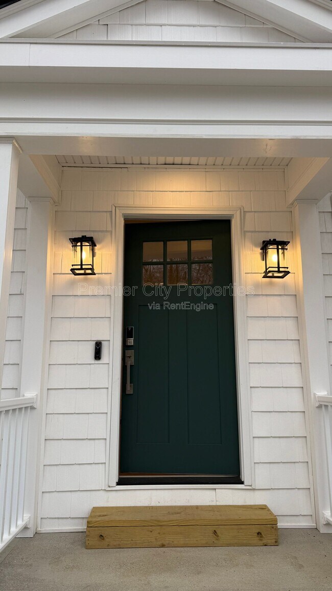 240 Mcgregor Ave in Cincinnati, OH - Building Photo - Building Photo