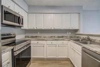 810 Dunson Glen Dr in Houston, TX - Building Photo - Building Photo