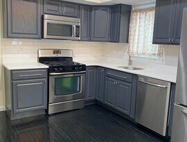 840 South St, Unit 1 in Boston, MA - Building Photo