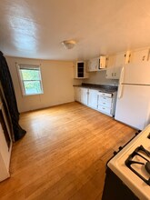 1937 Spohn Ave in Madison, WI - Building Photo - Building Photo