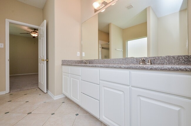 18514 Alemarble Oak St